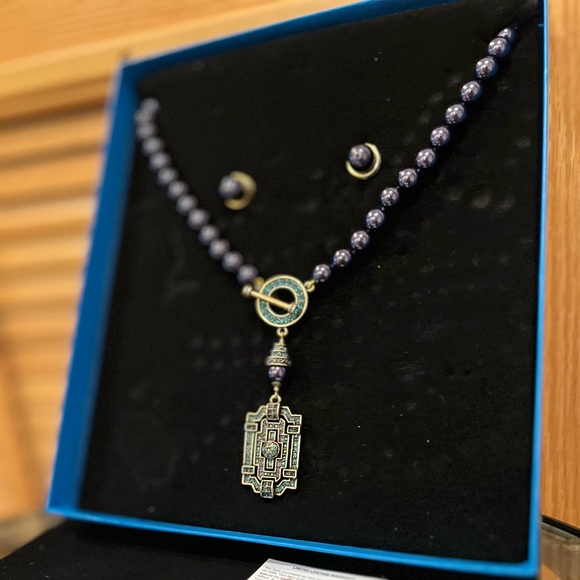 Heidi Daus Navy Pearl Locket Necklace & Earrings Set - NWT 💙✨ - Picture 8 of 11